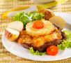 Вкусная свинина с сыром и ананасами, которую невозможно не попробовать