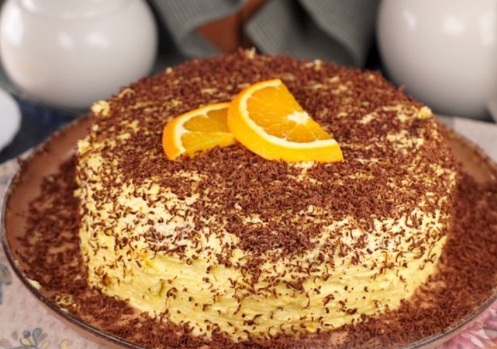 Торт медовик с нежным апельсиновым кремом: новая спасительная версия