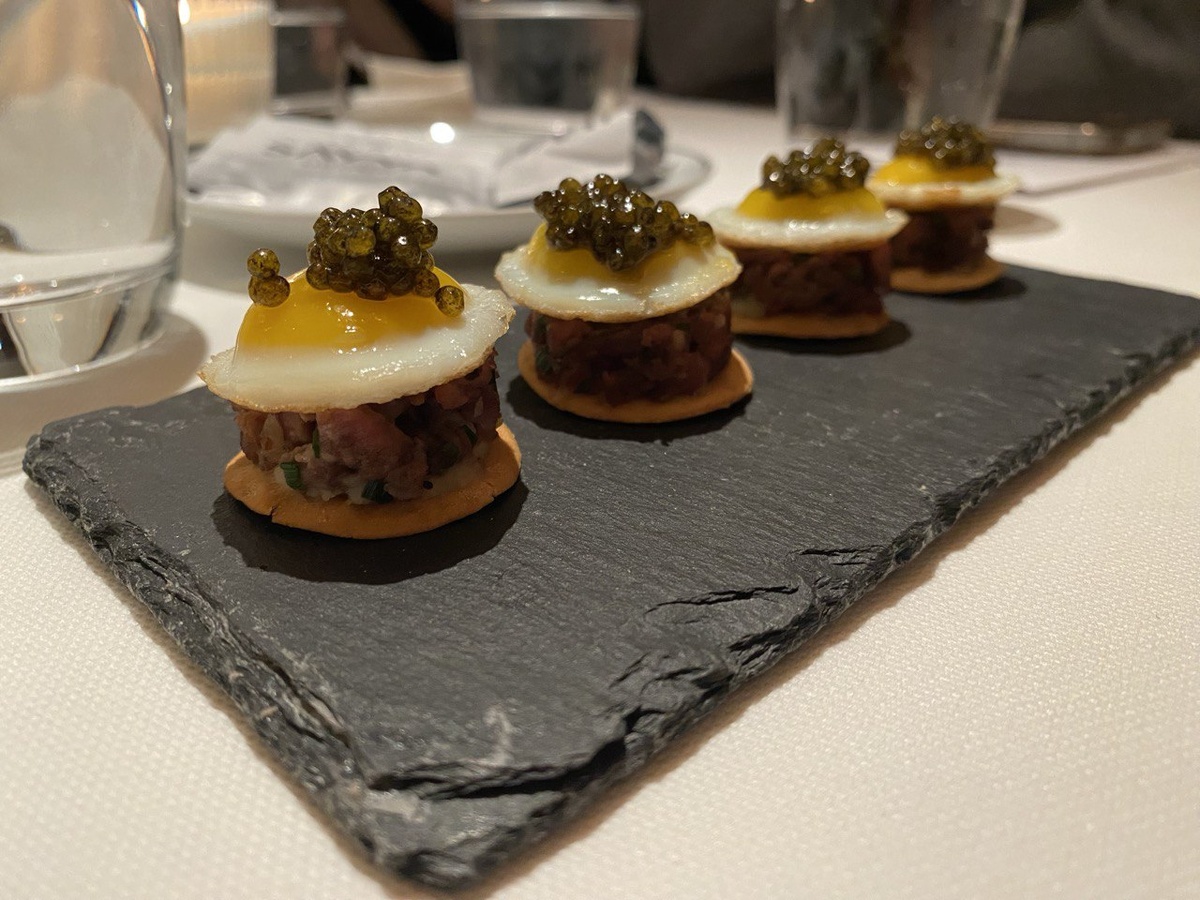 Юбилей ресторана Savva: гастрономическое путешествие сквозь континенты