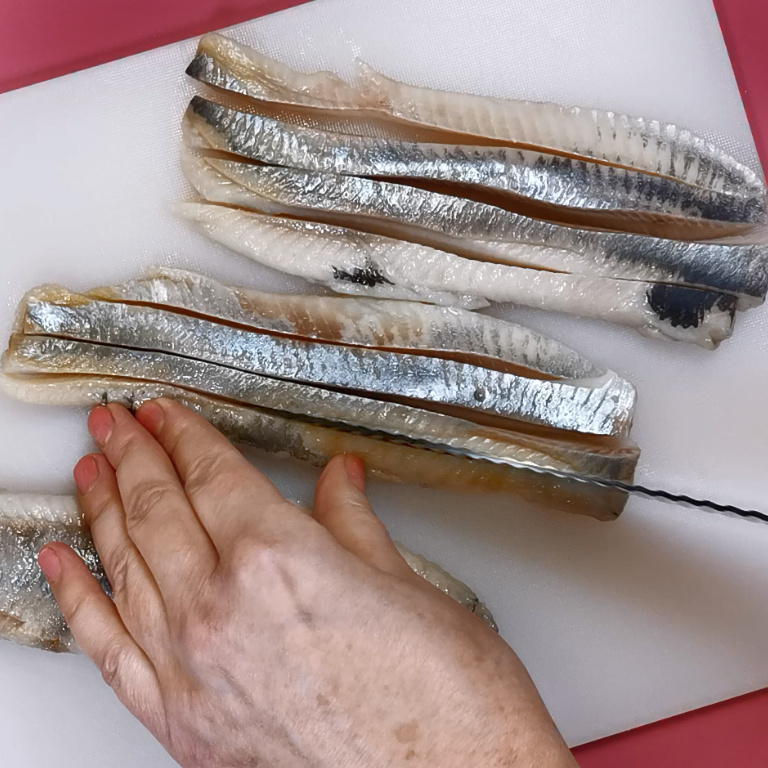 Удивительный салат из селедки, который покорит ваши вкусовые рецепторы