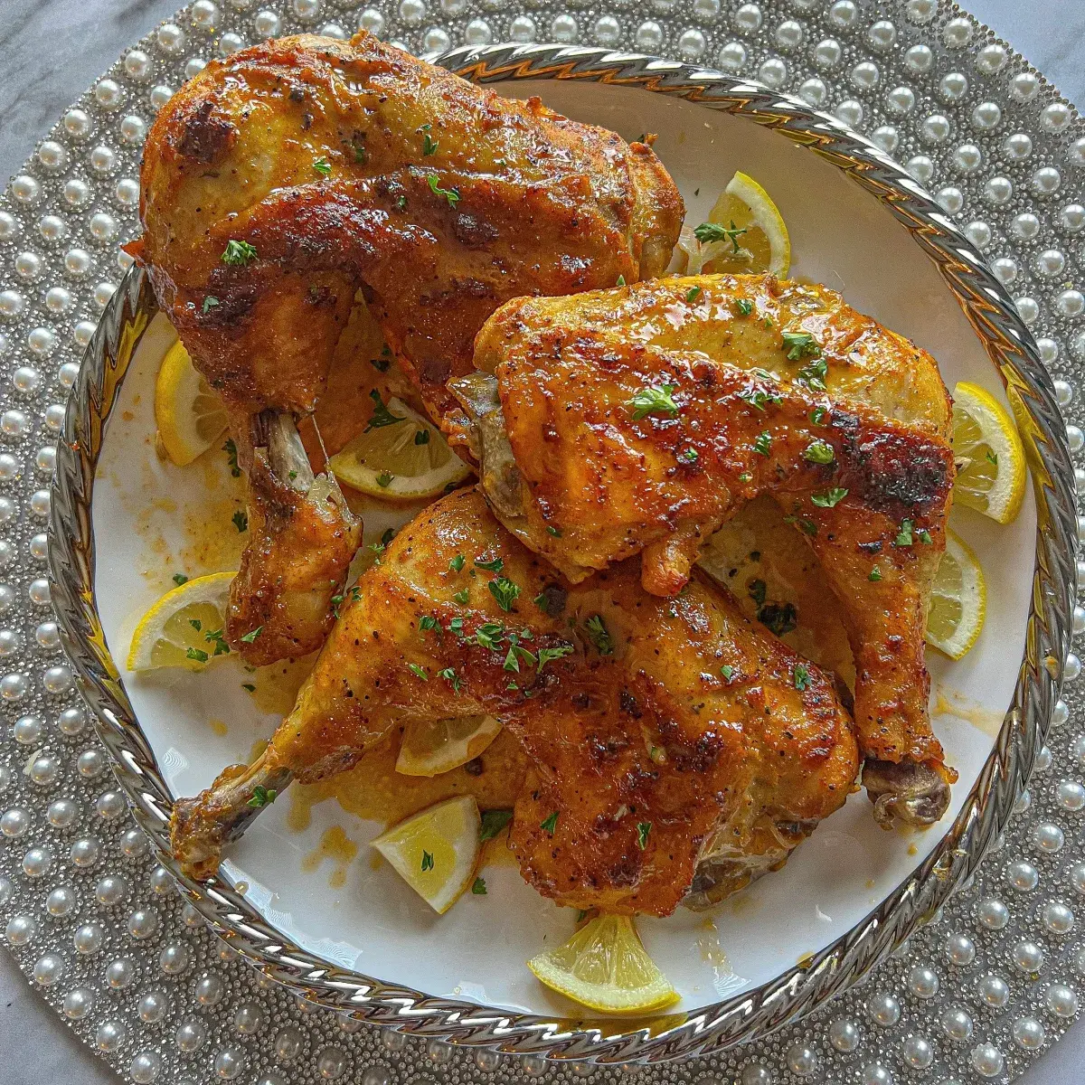 Тайны запеченных куриных четвертинок с лимоном и перцем