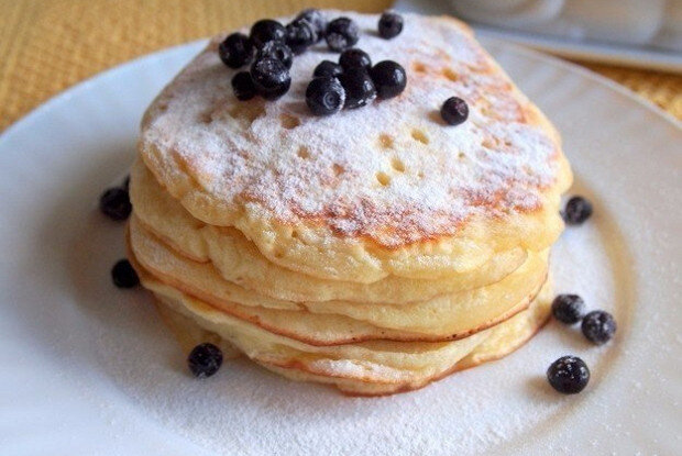 Нежные оладьи на йогурте: идеальный завтрак