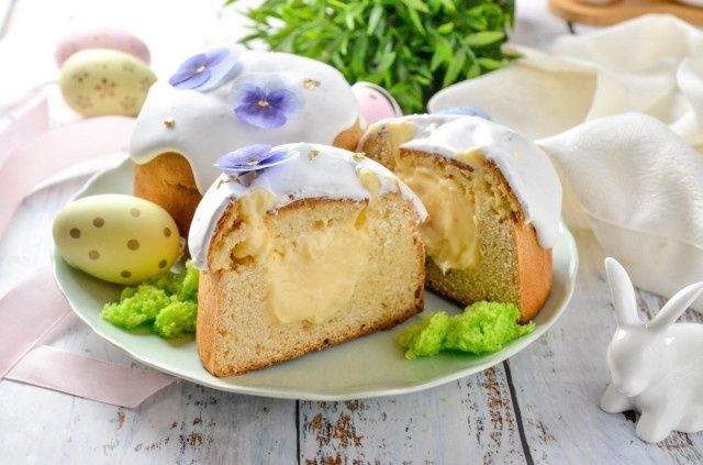 Нежный кулич с уникальной начинкой