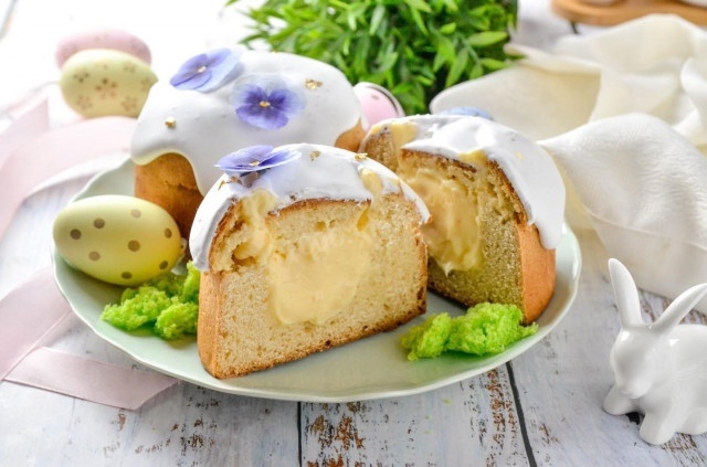Нежный кулич с уникальной начинкой