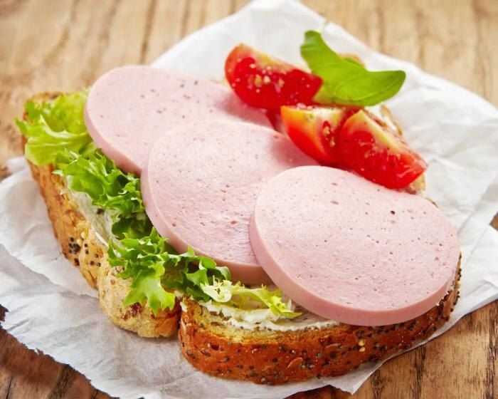 Цены на любимые бутерброды: как изменился индекс в России