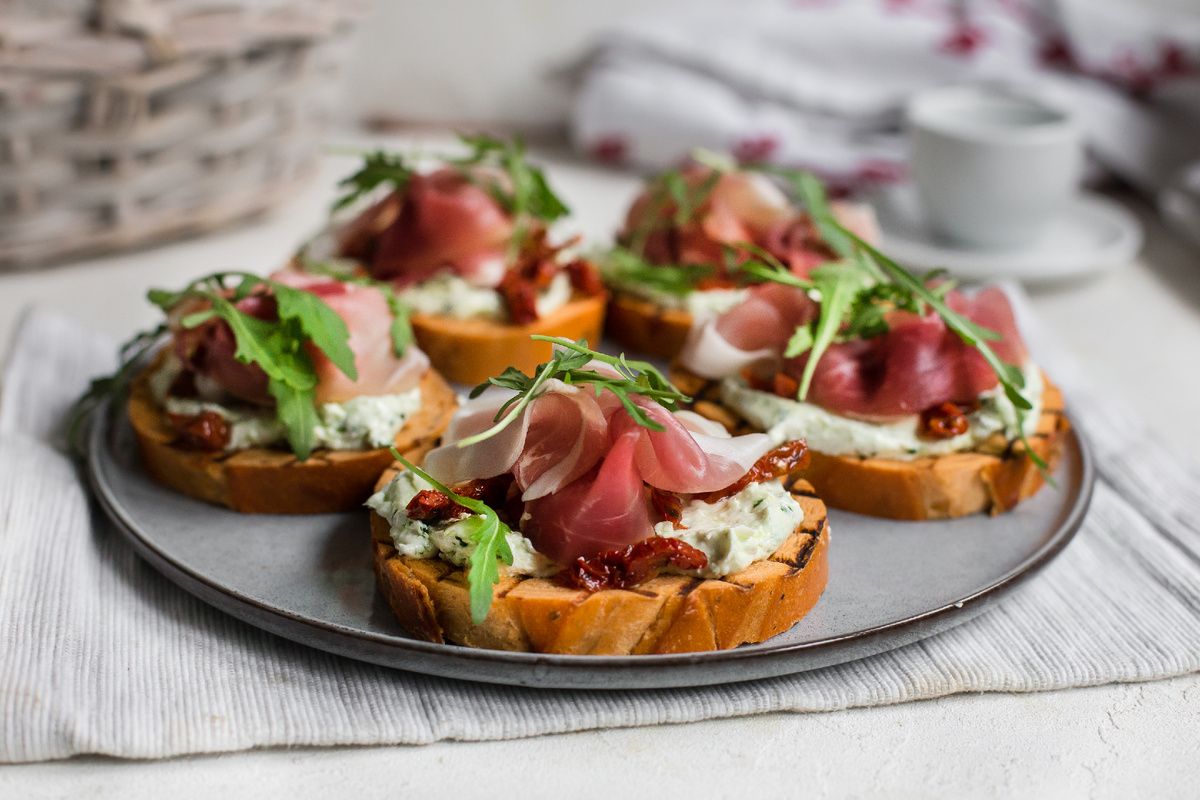 ����������� �������� �� ����� �����: ����� � �������� � �����