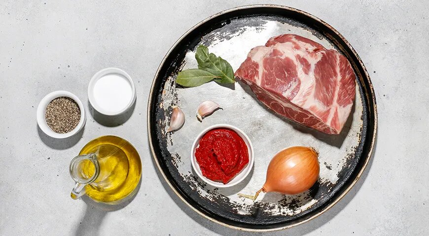 Свиная поджарка на сковороде: простой и вкусный рецепт