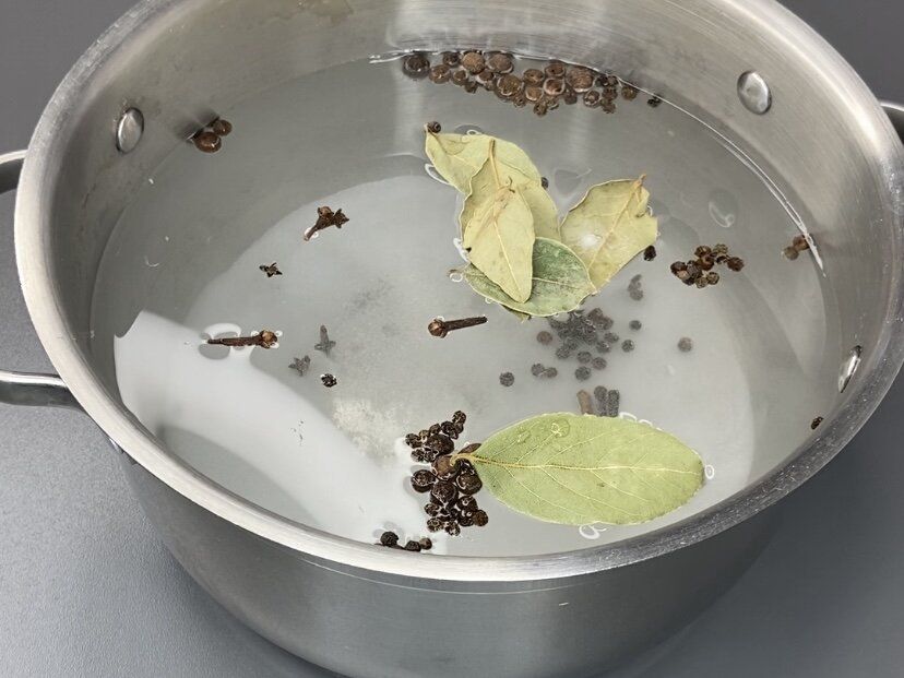 Как запечь свинину в духовке: идеальный перекус для поездки