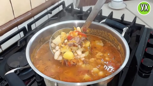 Ароматный фасолевый суп: сытное блюдо для холодного дня