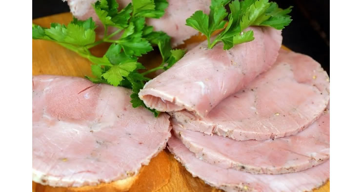 Как приготовить домашнюю ветчину: простые рецепты и советы