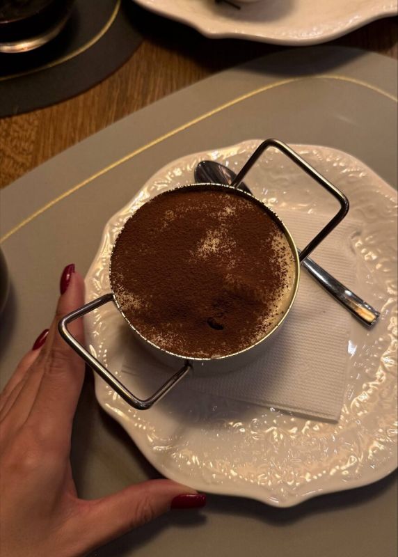 ���� � ��������� Chin Chin: ������� �������� � ����� �����������