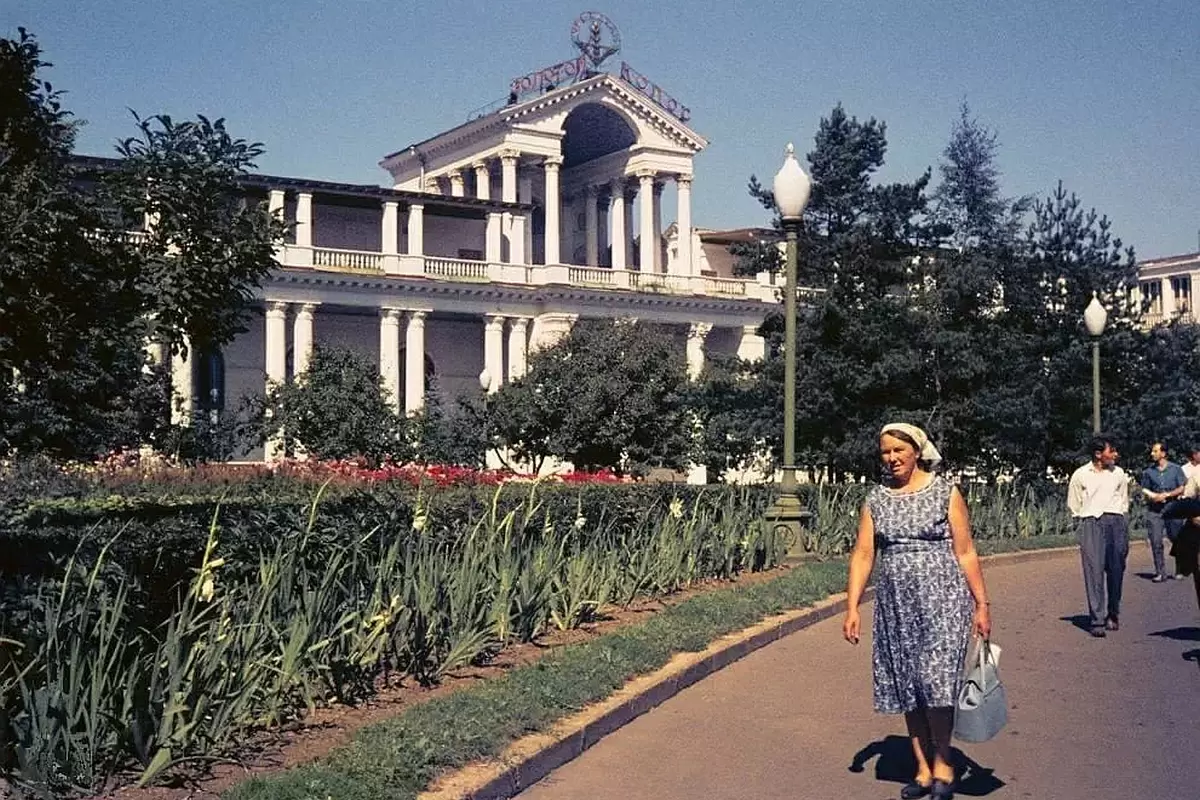 Легендарный ресторан 'Золотой колос' возвращается к жизни на ВДНХ