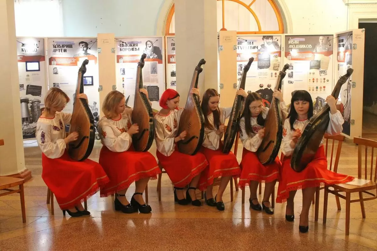 Кулинарные традиции объединяют: празднование Дня народного единства в ДНР