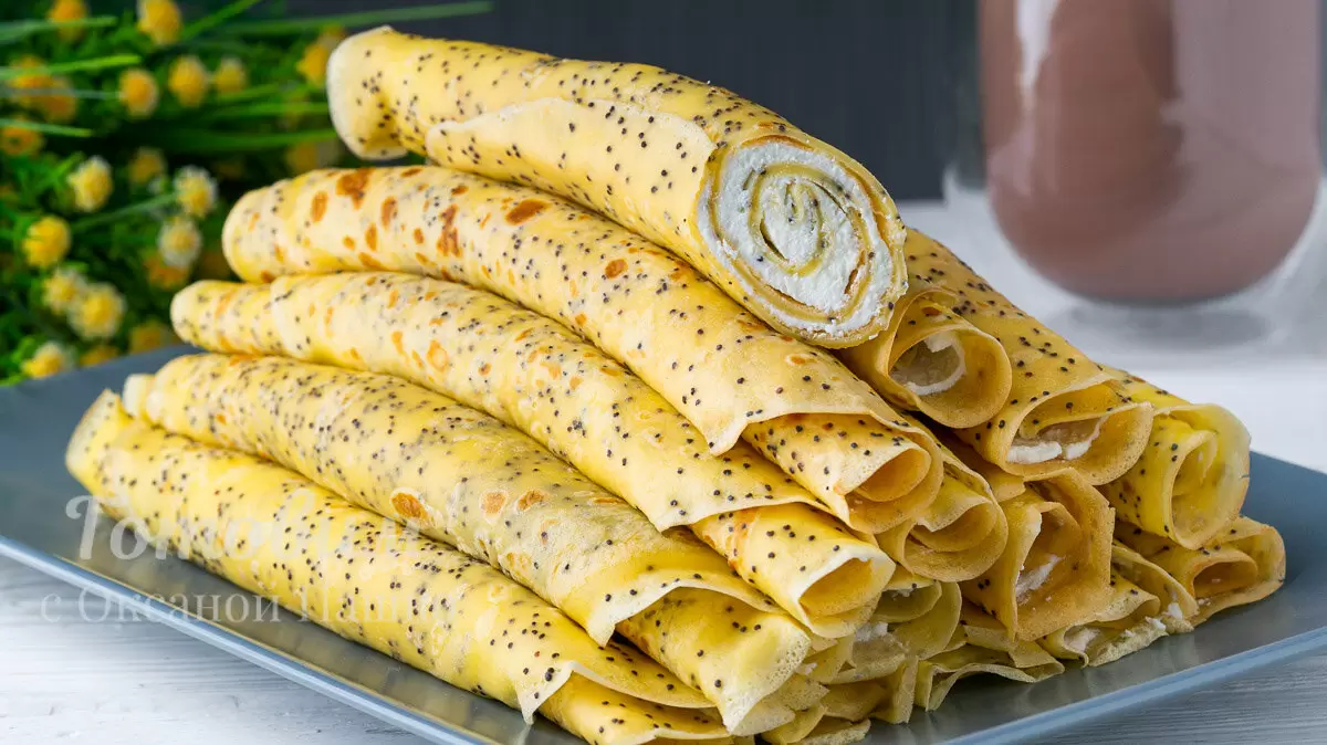 Нежные маковые блинчики с творогом: поразите своих гостей восхитительным угощением