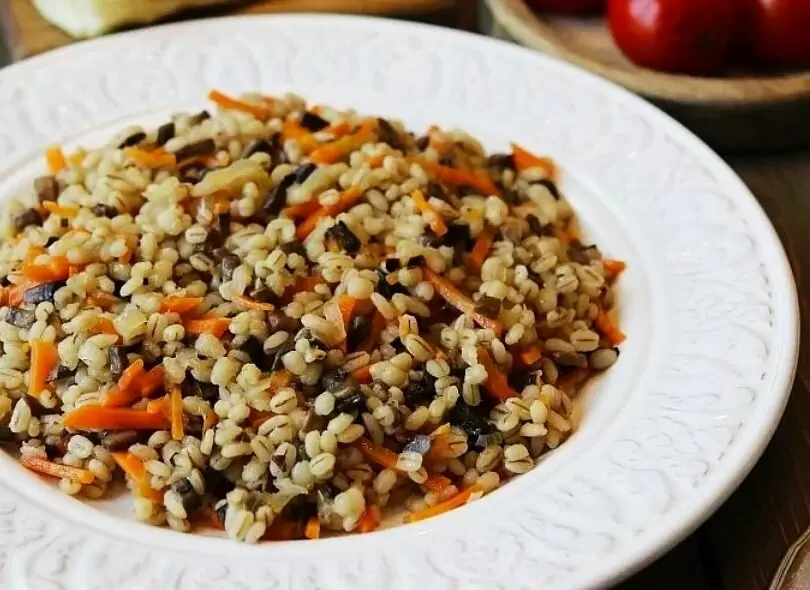 Постный плов из перловки