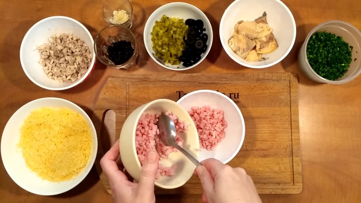 Четыре восхитительных начинки для рулетиков: просто и вкусно!