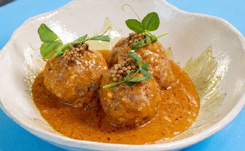 Тефтели в новом свете: оригинальный соус и незабываемый вкус