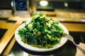 Секреты приготовления свежих зелёных салатов: как добиться идеального вкуса